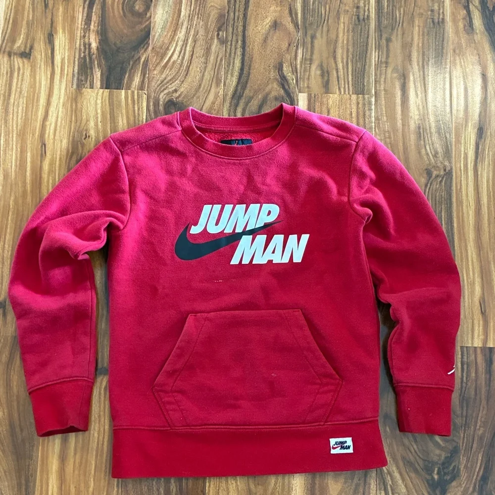 Jordan Boys Red Jumpman Crewneck‎ Sweatshirt Medium (10-12) Pullover Nike